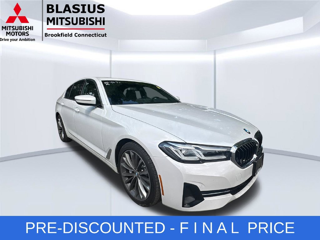 Used 2023 BMW 530i xDrive w/ Premium Package AWD/4WD image 6