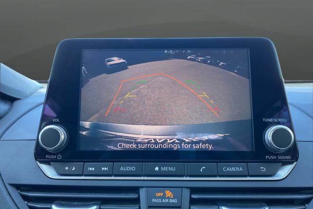 Used 2020 Nissan Altima 2.5 S FWD image 13
