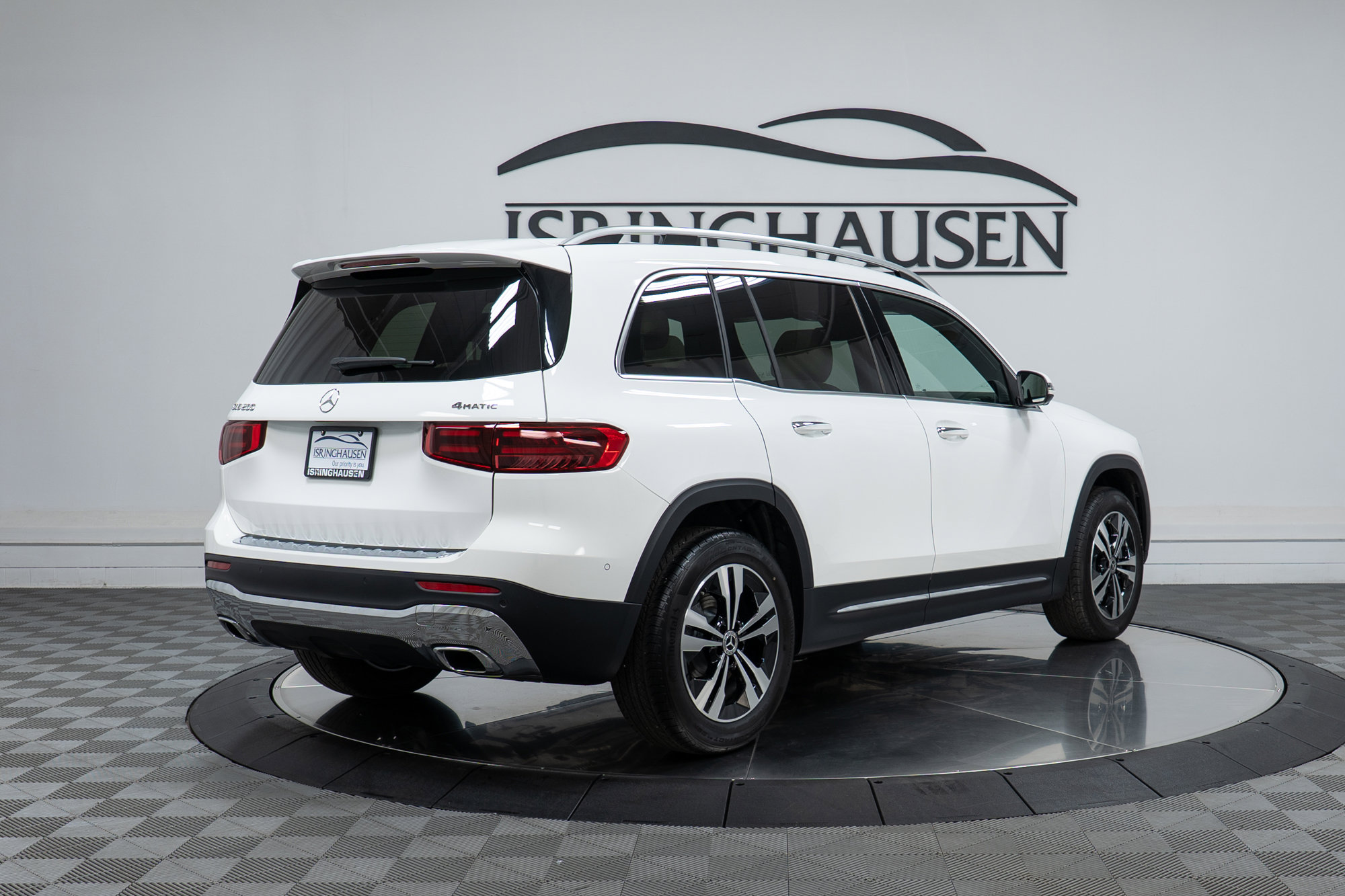 New 2026 Mercedes-Benz GLB 250 4MATIC image 5