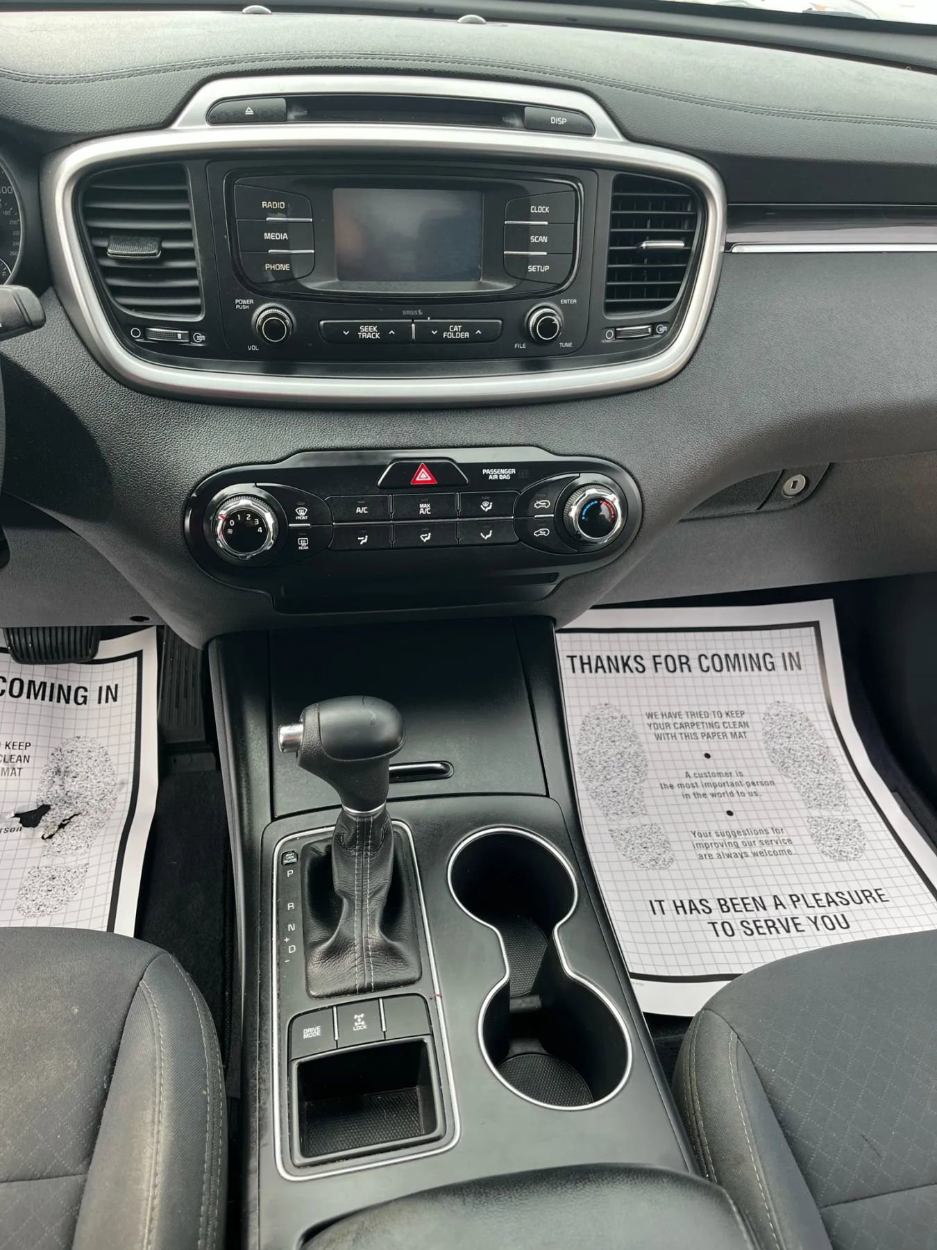 Used 2016 Kia Sorento LX image 22