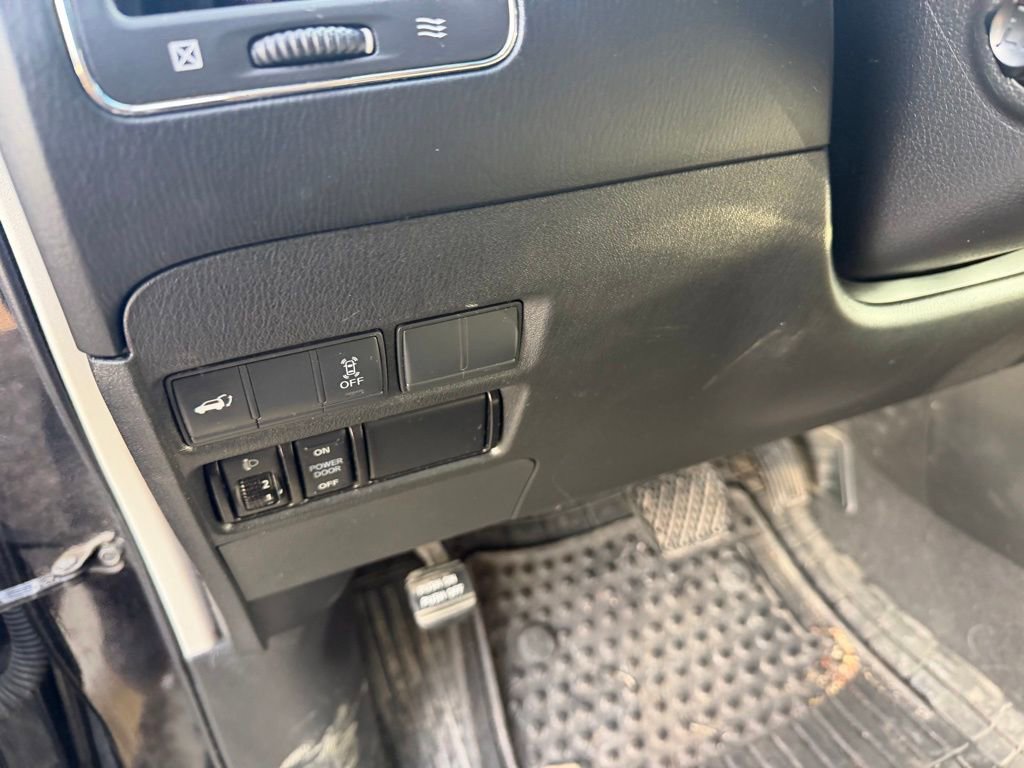 Used 2017 Nissan Armada SV w/ Driver Package image 12