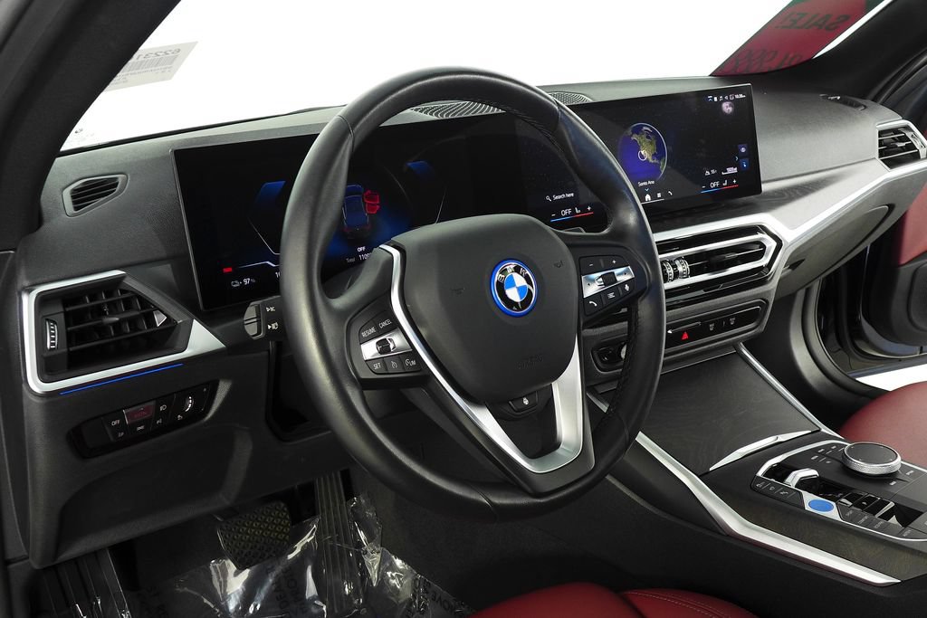Used 2024 BMW i4 eDrive35 w/ Convenience Package RWD image 31