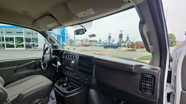 Used 2024 Chevrolet Express 2500 w/ Driver Convenience Package RWD image 26