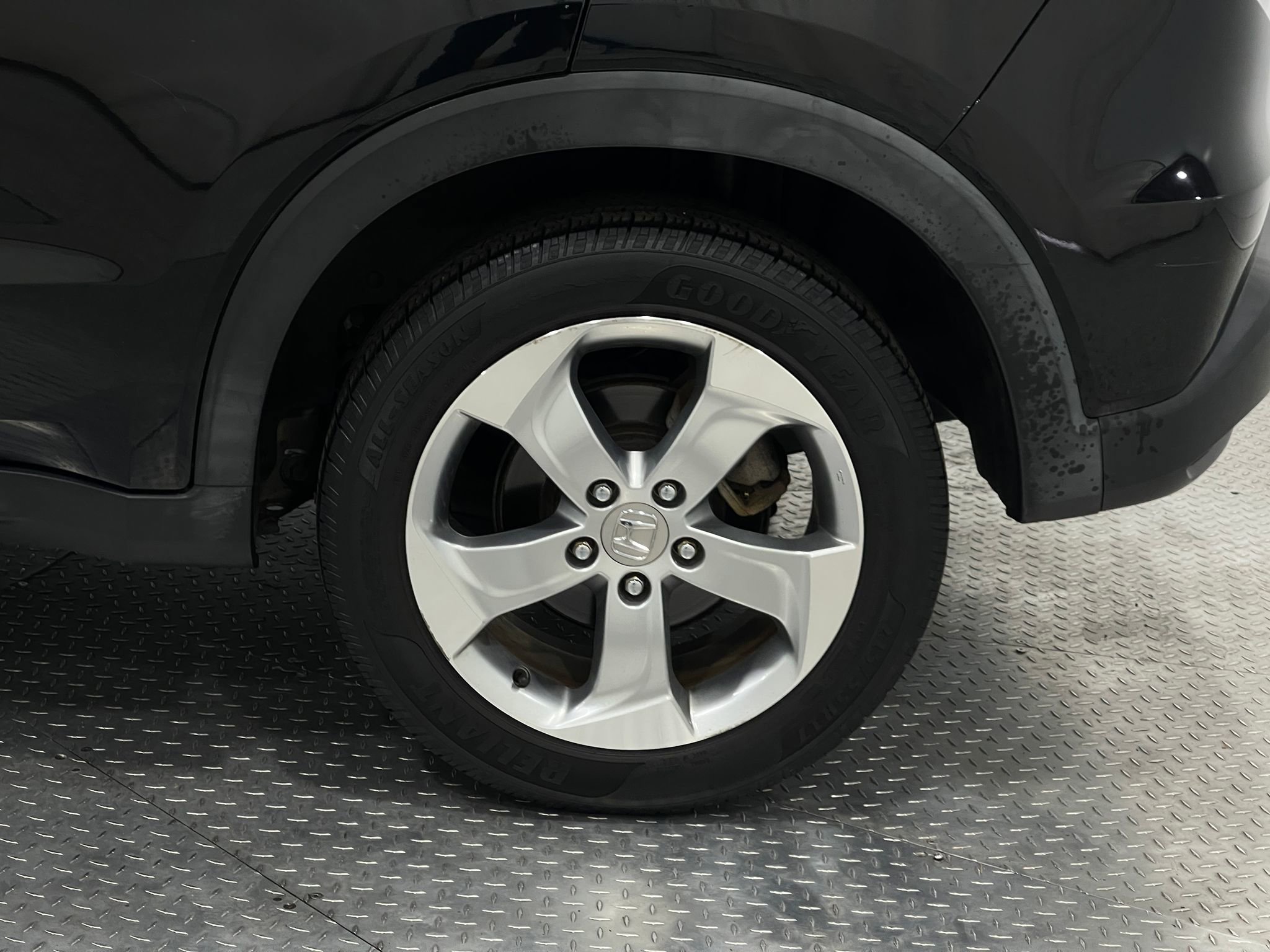 Used 2017 Honda HR-V LX image 33