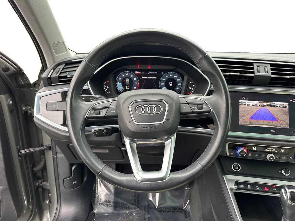 Used 2022 Audi Q3 2.0T Premium w/ Convenience Package image 12