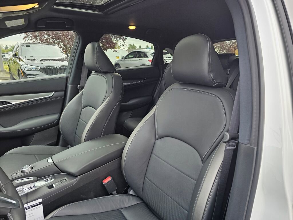 New 2025 INFINITI QX55 Essential image 21