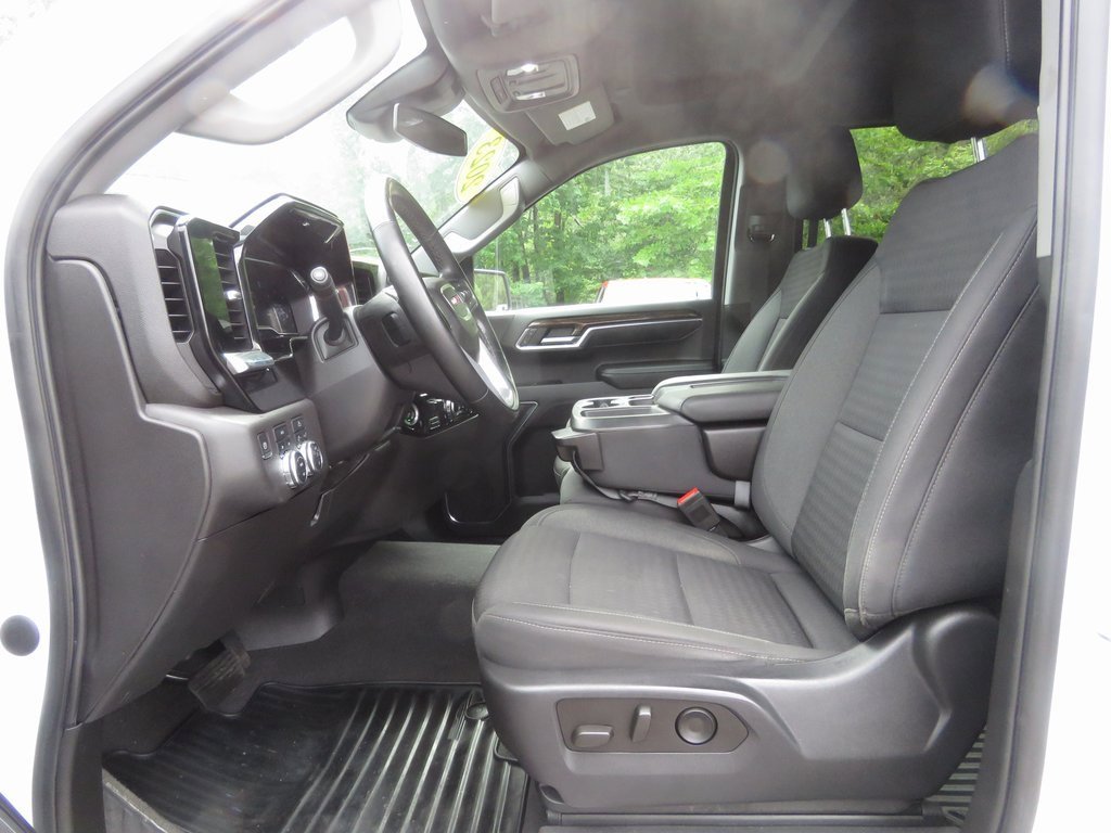 Used 2023 GMC Sierra 1500 Elevation image 11