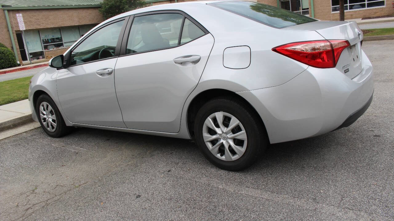 Used 2017 Toyota Corolla L image 6