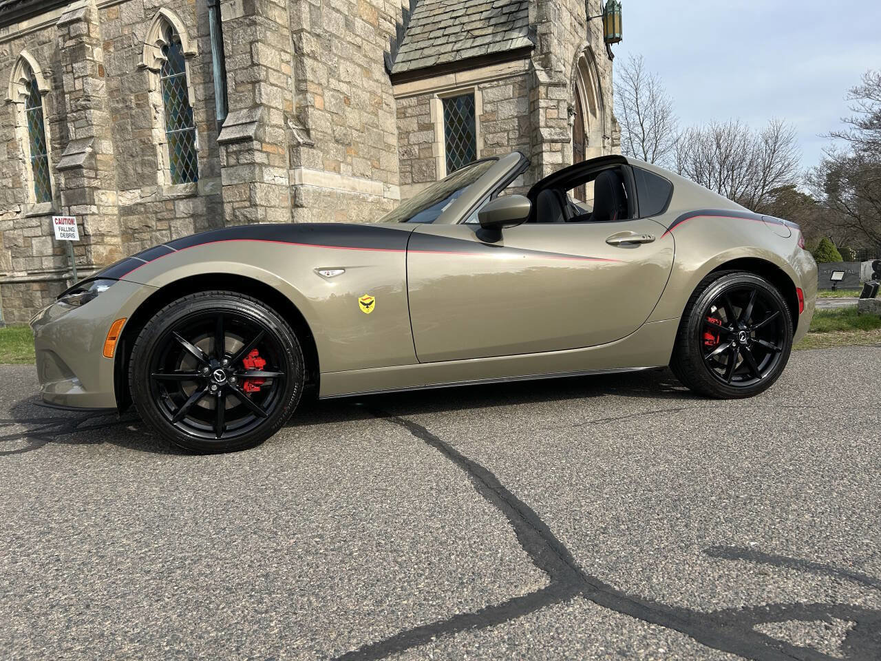 Used 2023 MAZDA MX-5 Miata Grand Touring RWD image 3