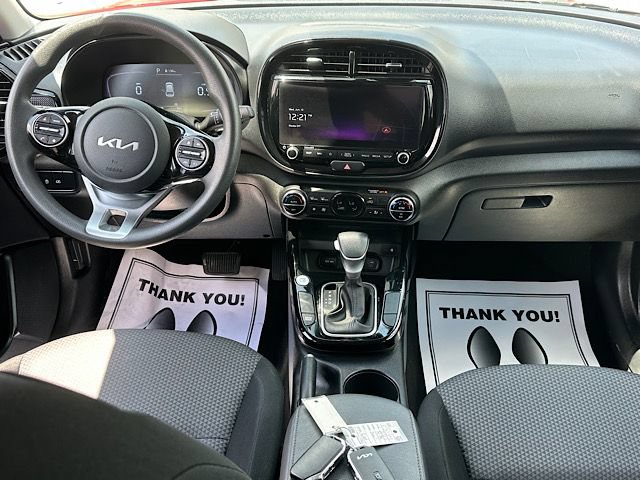 Used 2023 Kia Soul S FWD image 19