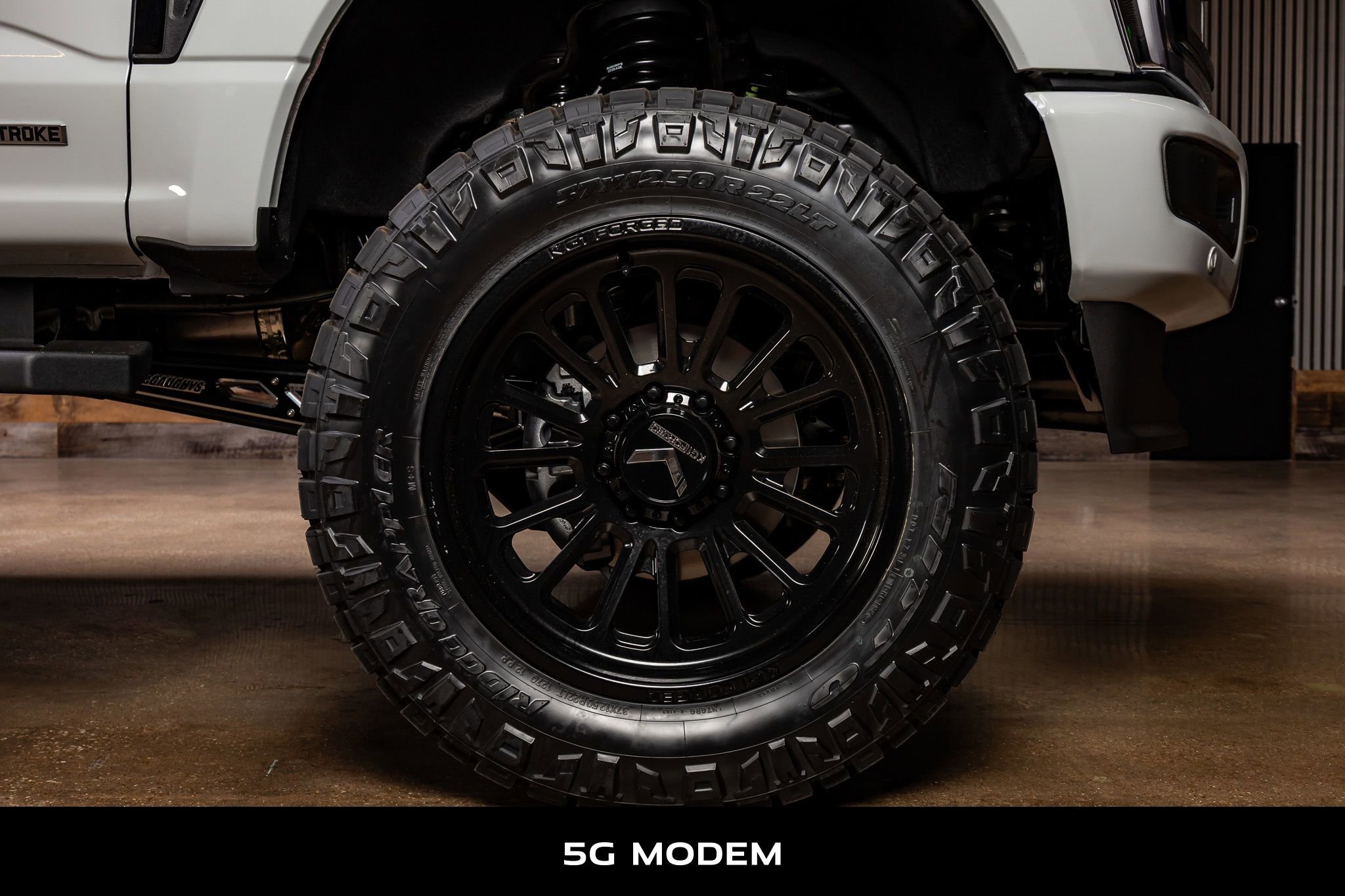 Used 2026 Ford F250 Lariat w/ Black Appearance Package image 12