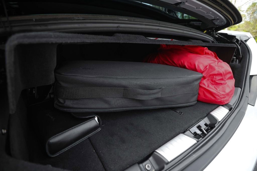 Used 2010 Ferrari California image 22