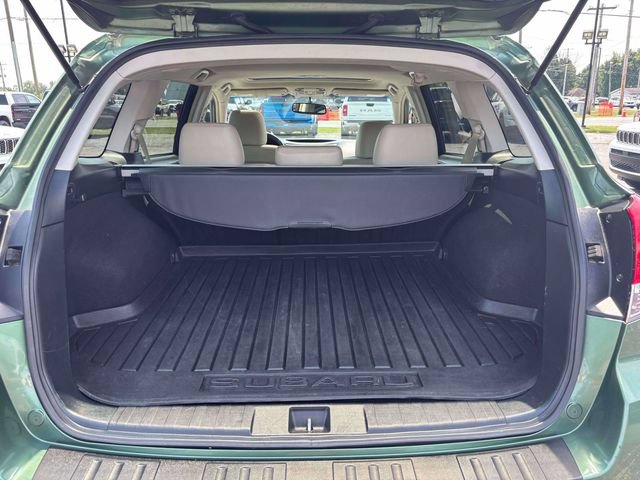 Used 2014 Subaru Outback 2.5i Limited AWD/4WD image 32