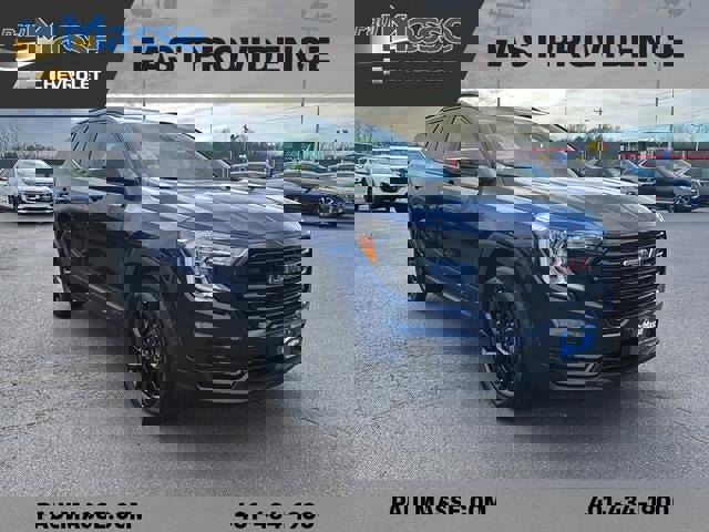 Certified 2023 GMC Terrain SLE w/ Driver Convenience Package AWD/4WD image 3