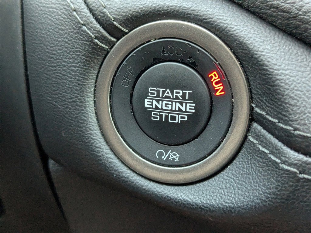 Used 2022 Dodge Durango SXT image 23