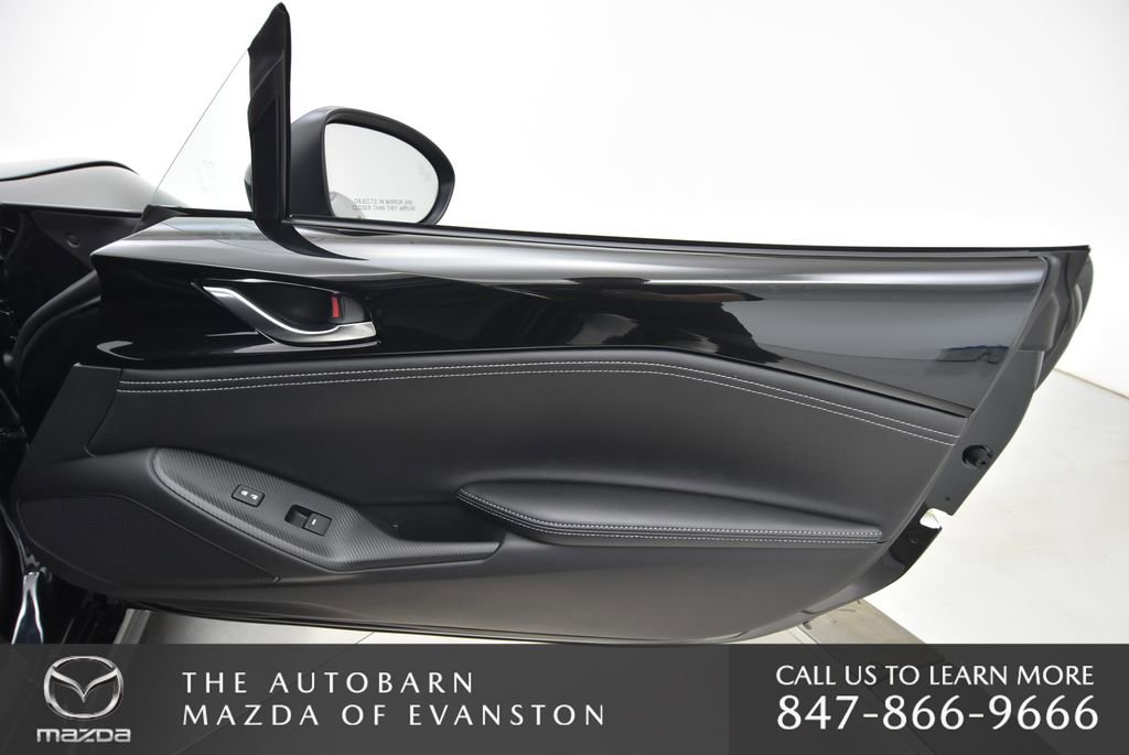 New 2025 MAZDA MX-5 Miata Club w/ Weather Package image 37