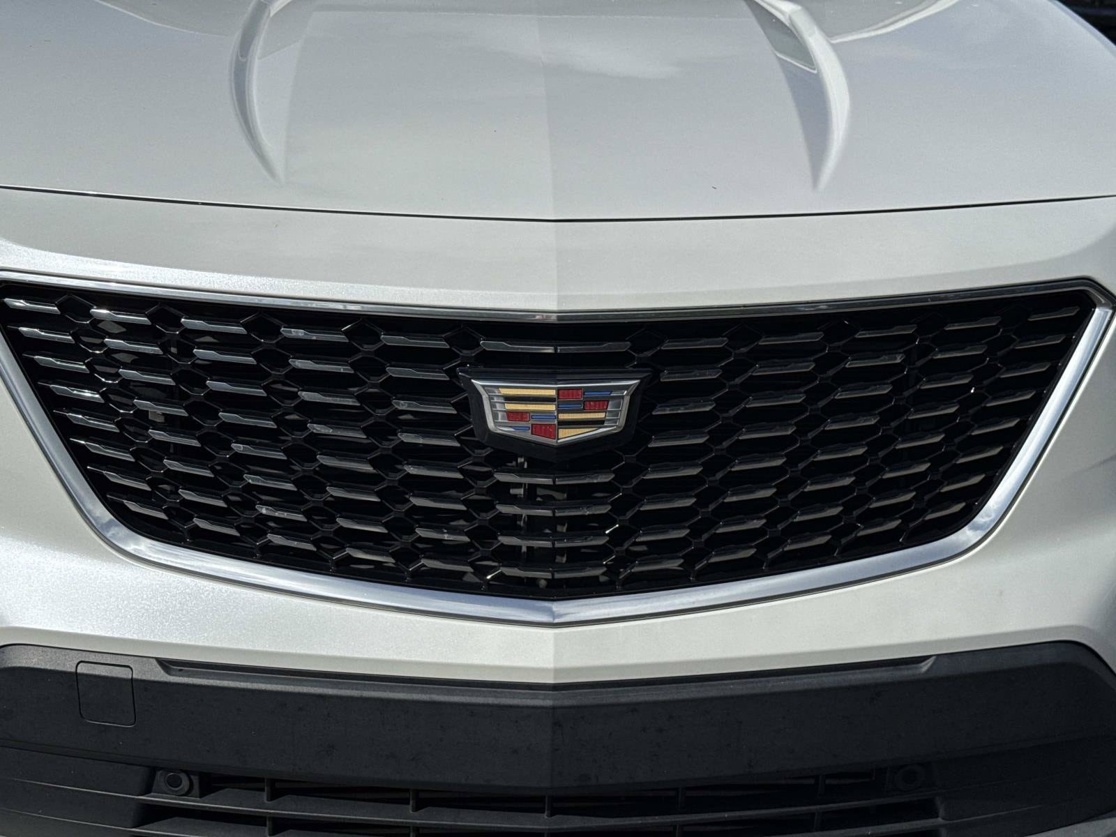 Used 2021 Cadillac XT4 Premium Luxury w/ Cold Weather Package FWD image 8