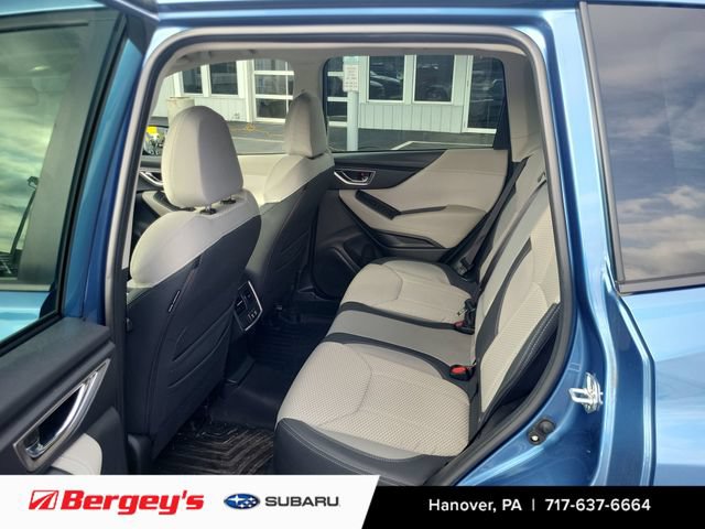 Certified 2023 Subaru Forester Premium AWD/4WD image 10