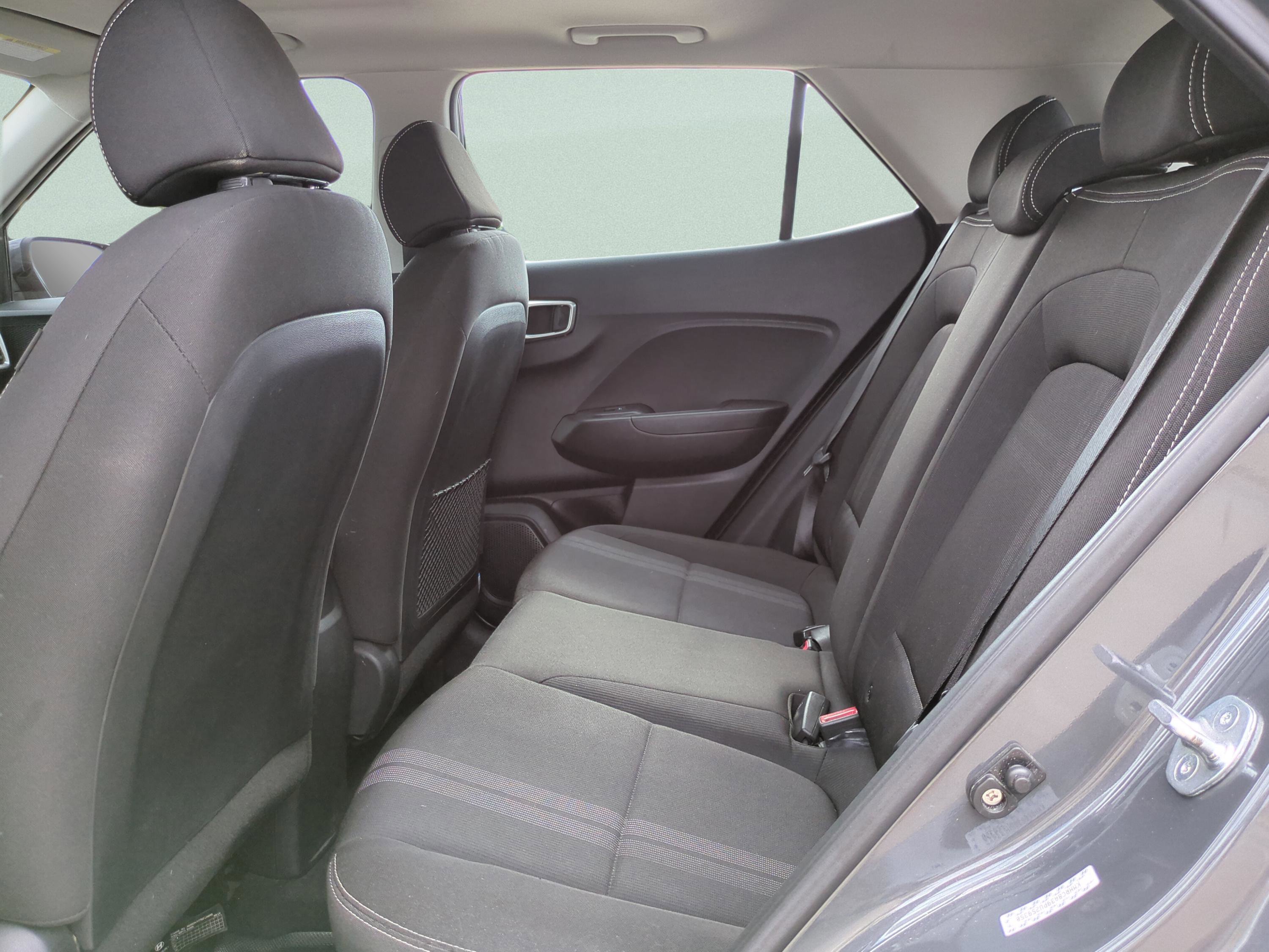 Certified 2023 Hyundai Venue SEL image 13