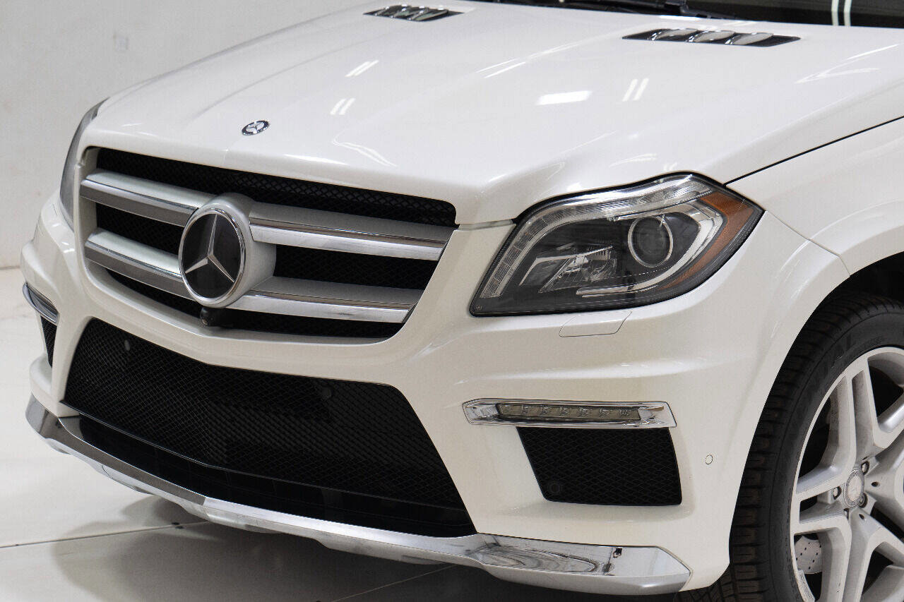 Used 2014 Mercedes-Benz GL 550 4MATIC image 13