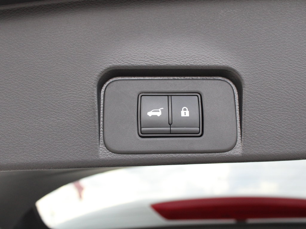 Used 2023 Nissan Rogue SL w/ SL Premium Package FWD image 38