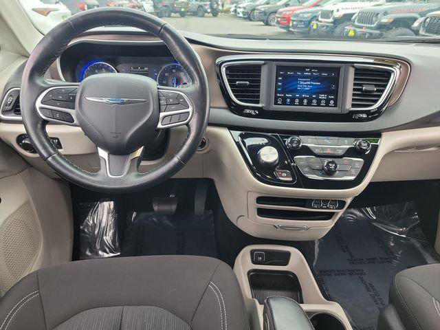 Certified 2021 Chrysler Voyager LX w/ Cold Weather Group image 9