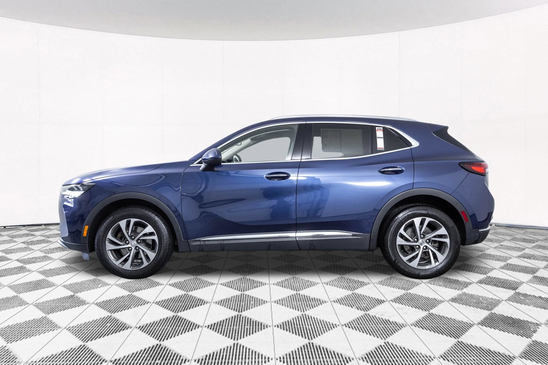 Used 2023 Buick Envision Essence AWD/4WD image 13