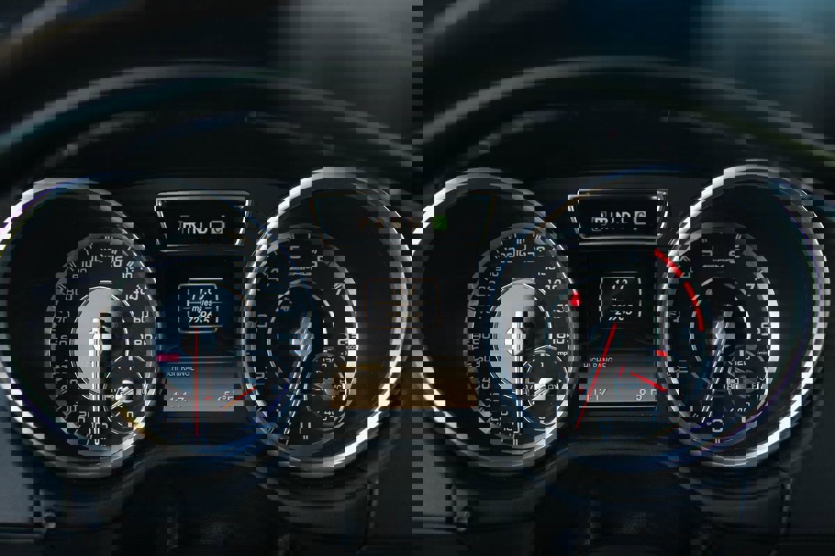 Used 2015 Mercedes-Benz G 63 AMG 4MATIC image 27