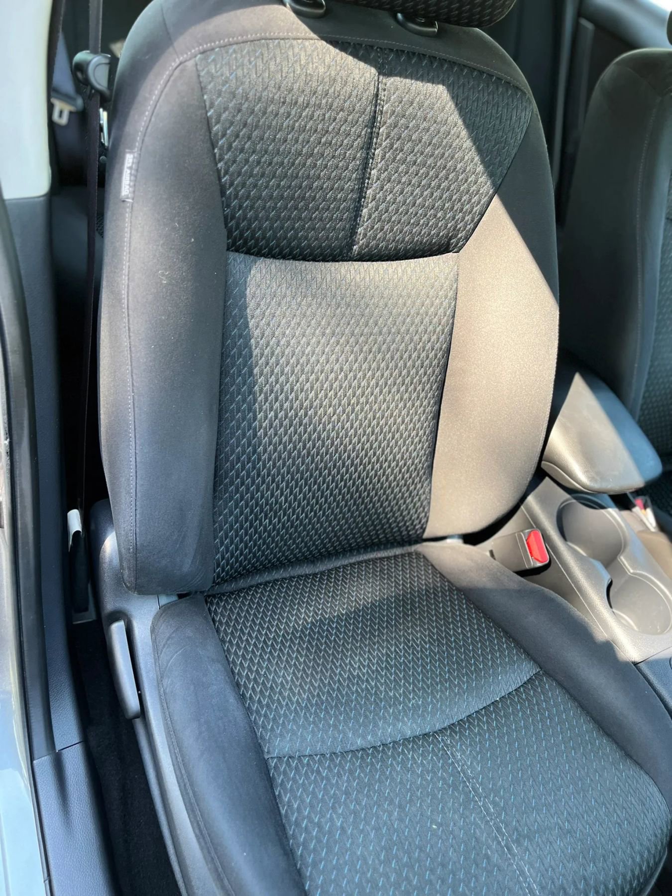 Used 2015 Nissan Sentra SR FWD image 25