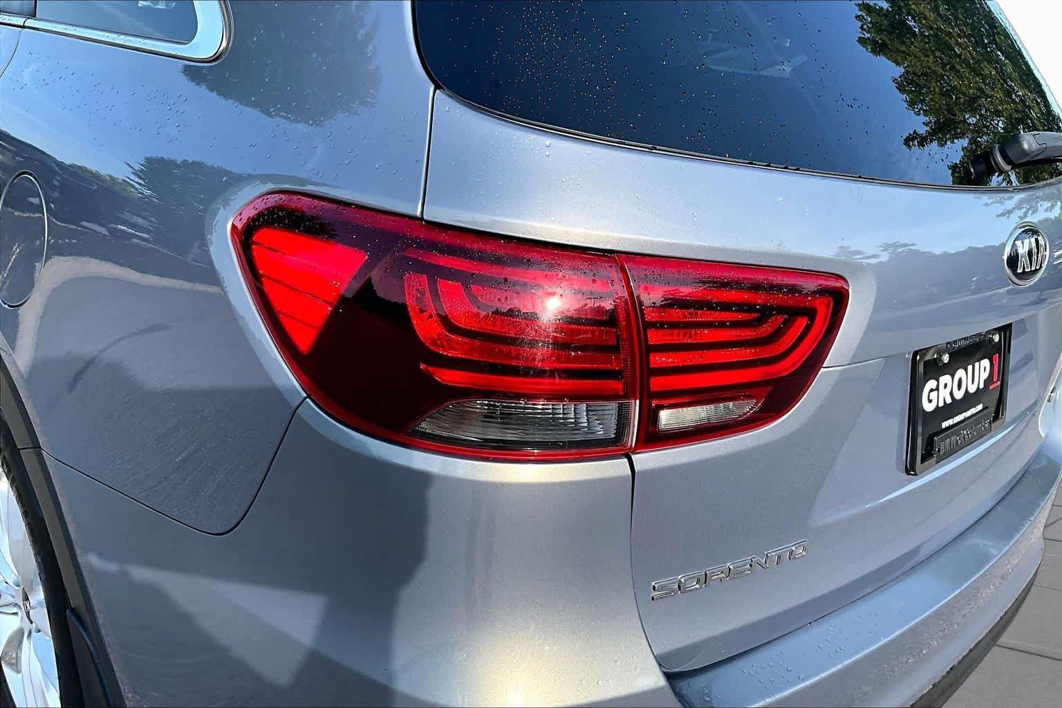 Used 2019 Kia Sorento L FWD image 30