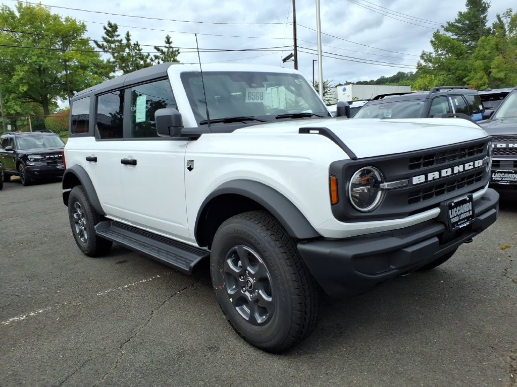 New 2026 Ford Bronco Big Bend AWD/4WD image 1