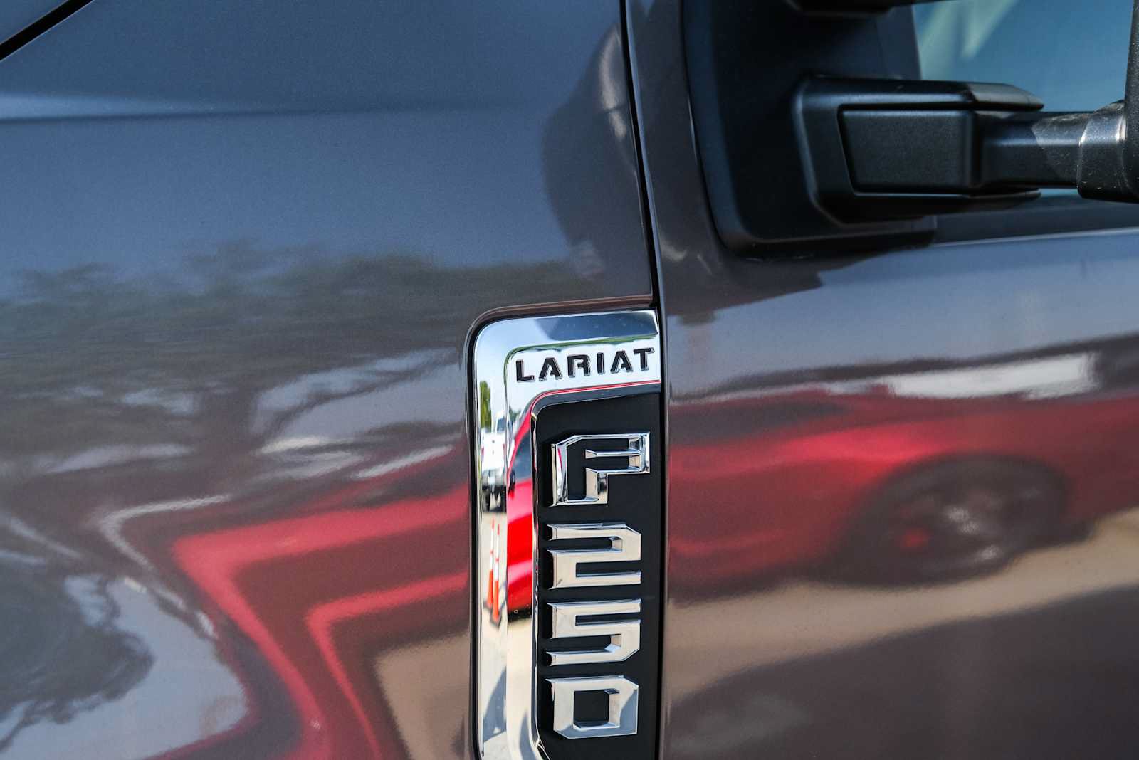 Used 2022 Ford F250 Lariat w/ Lariat Value Package AWD/4WD image 4