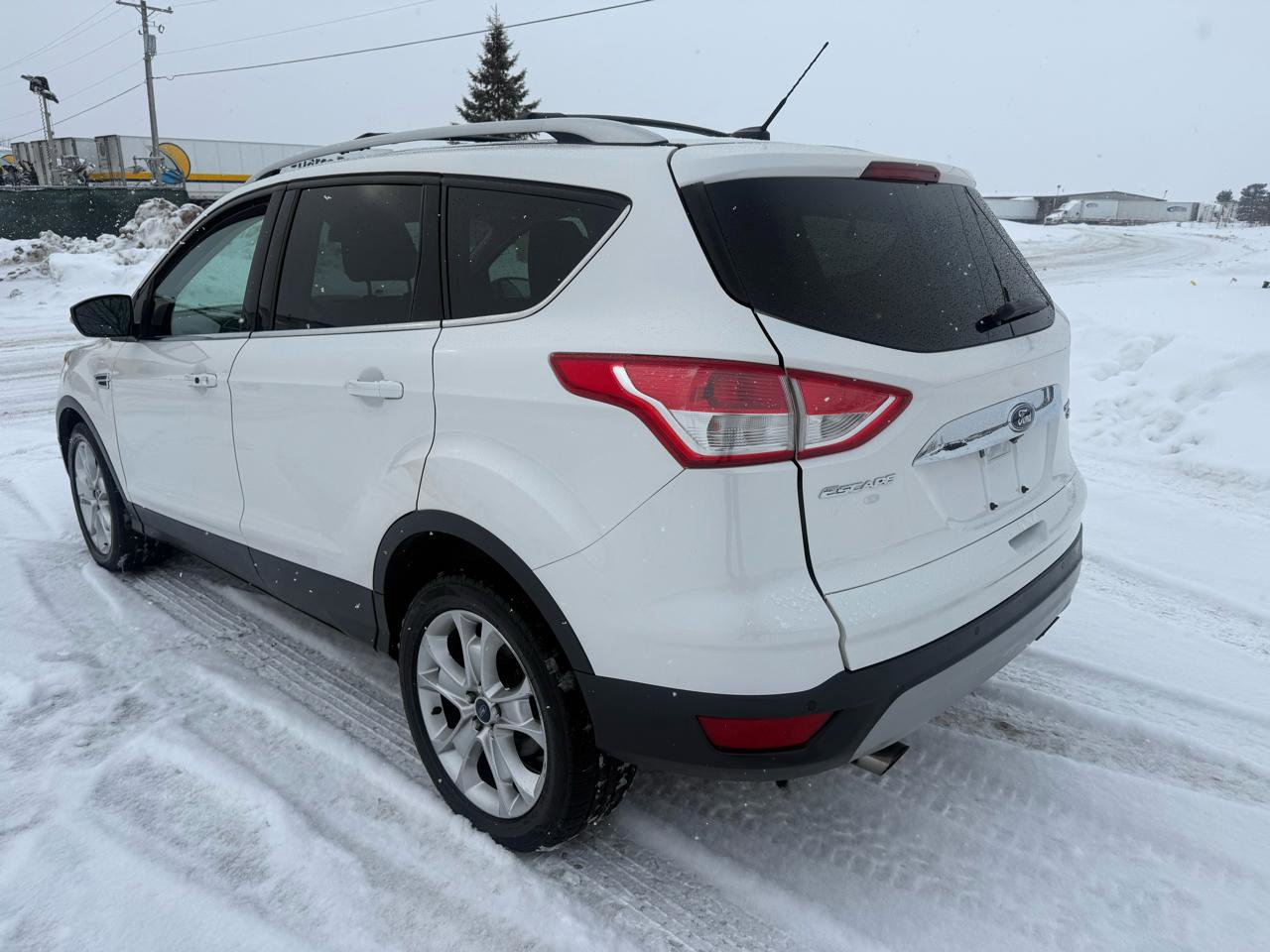 Used 2016 Ford Escape Titanium w/ Equipment Group 301A image 7