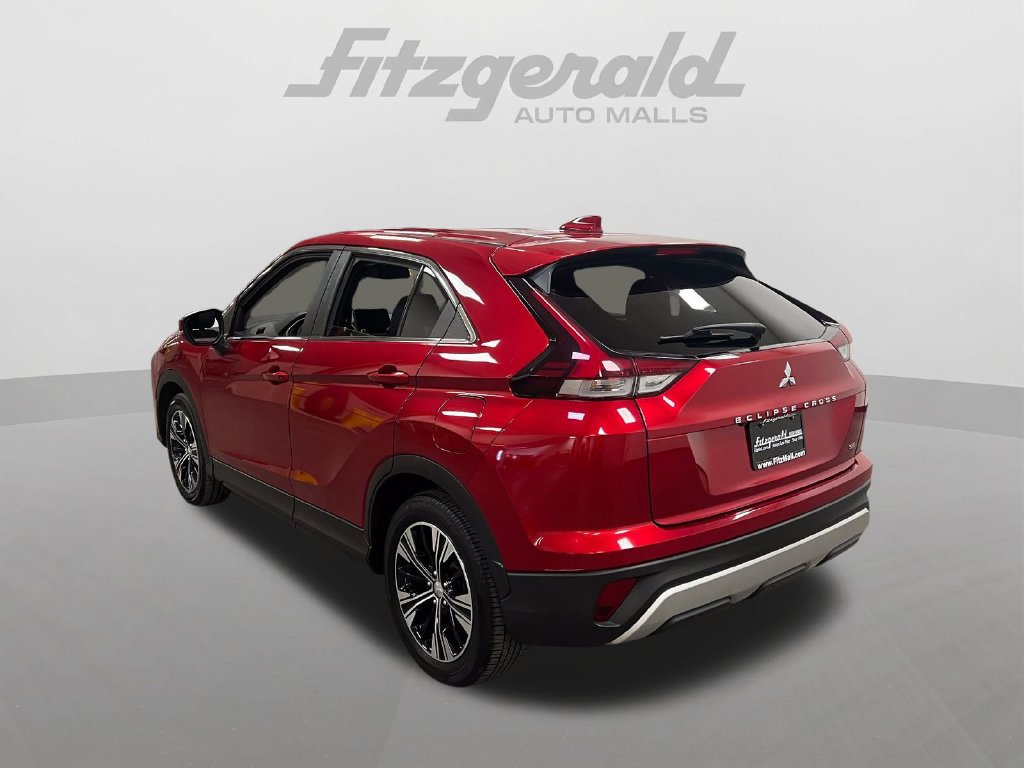 Used 2022 Mitsubishi Eclipse Cross SE FWD image 3