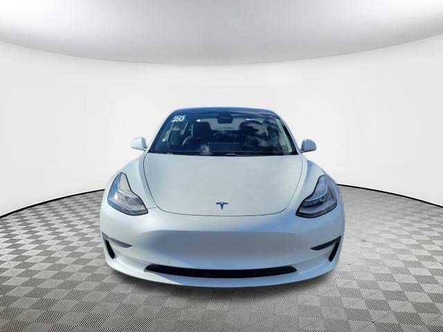 Used 2020 Tesla Model 3 Standard Range Plus image 2
