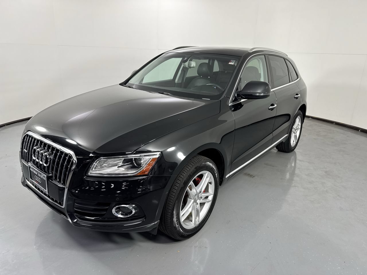 Used 2017 Audi Q5 2.0T Premium Plus w/ Technology Package AWD/4WD image 24