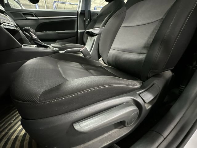 Used 2018 Hyundai Elantra Value Edition FWD image 18