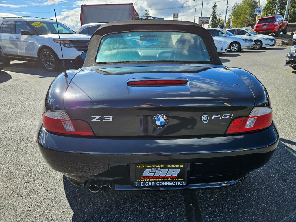 Used 2002 BMW Z3 2.5i image 5