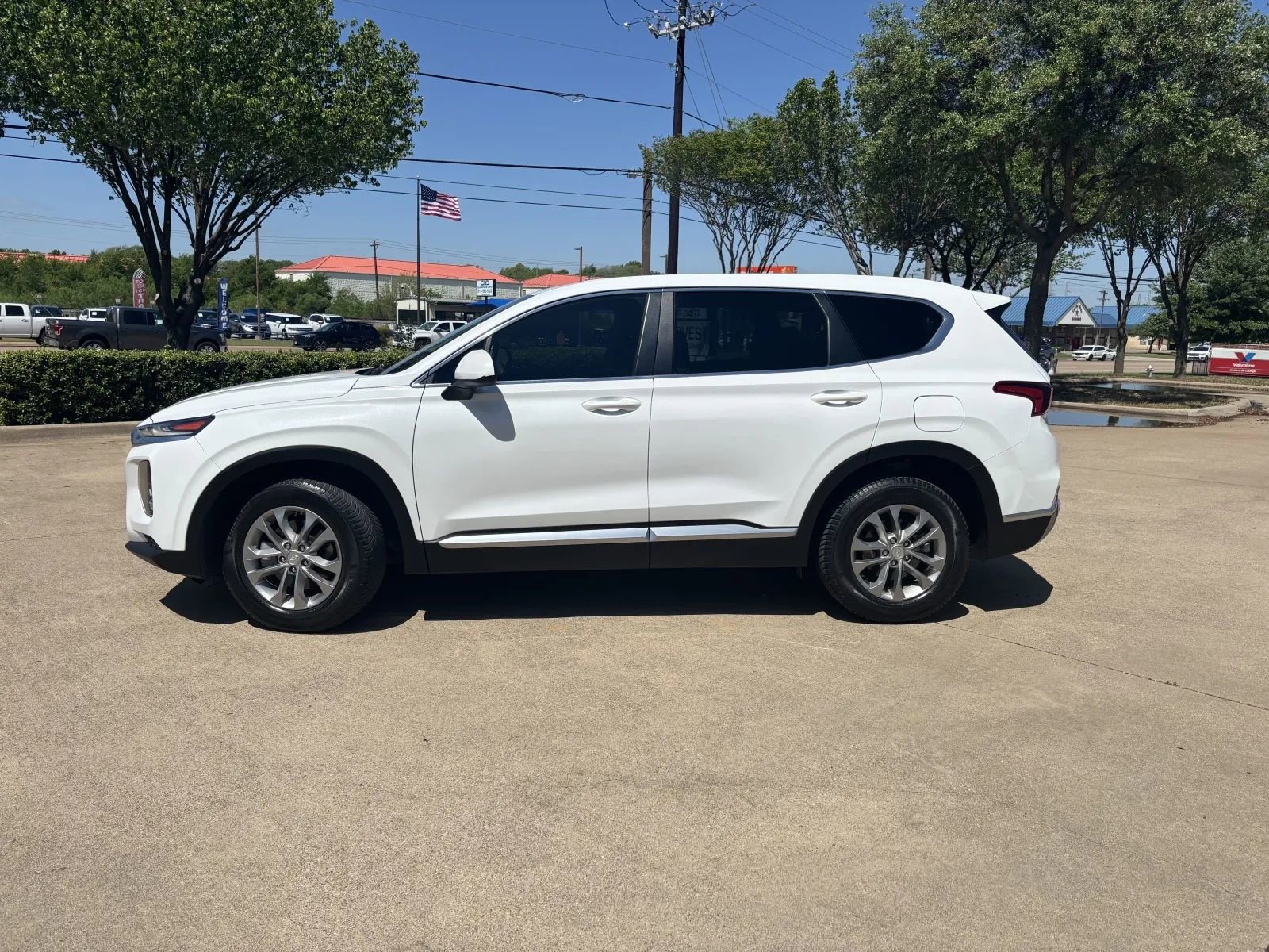 Used 2019 Hyundai Santa Fe SE FWD image 10