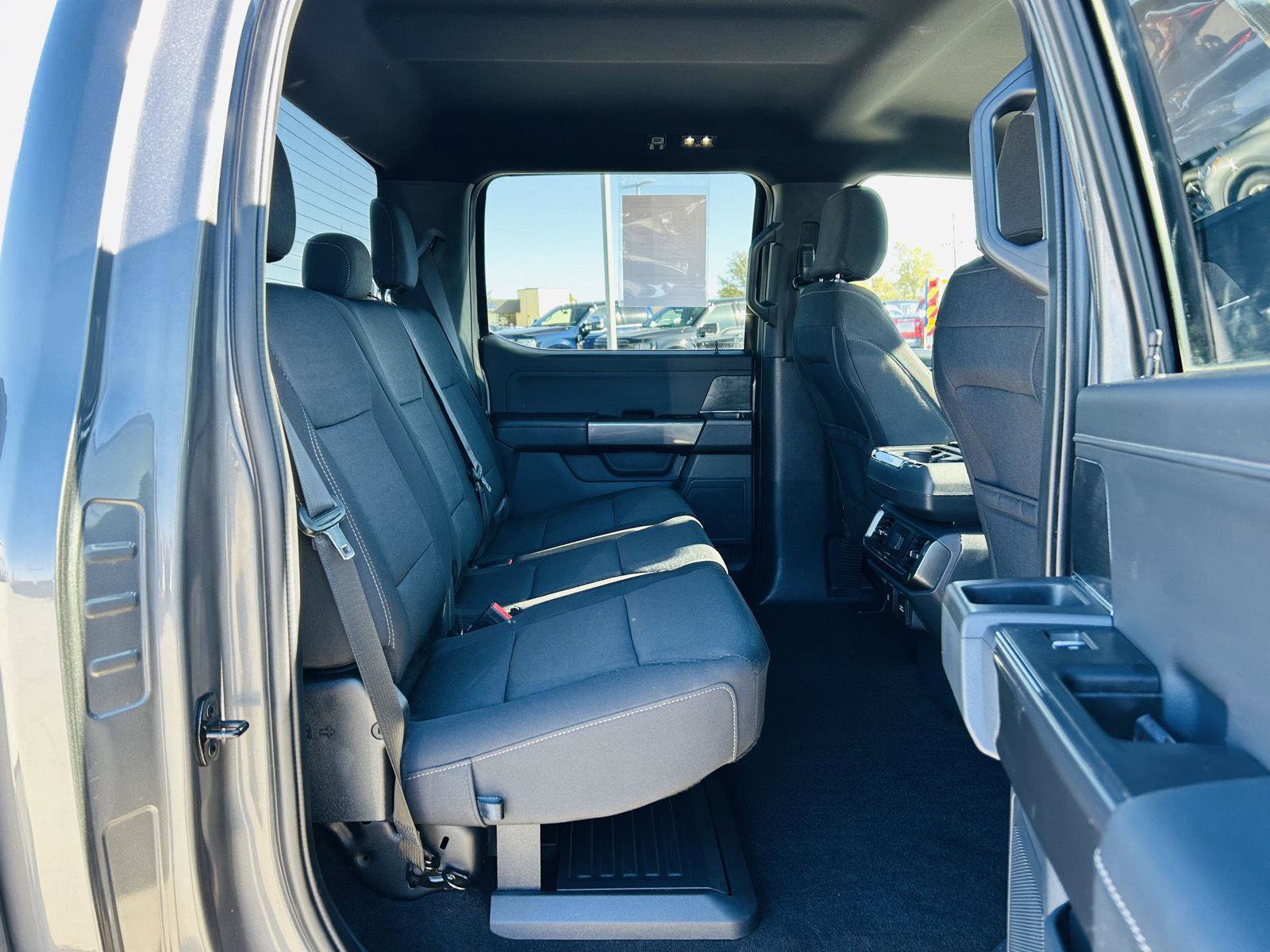 Used 2022 Ford F150 XLT w/ Equipment Group 302A High image 29