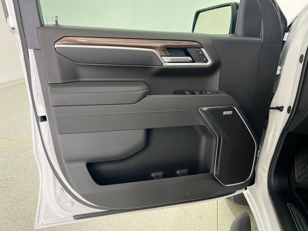 New 2026 Chevrolet Silverado 1500 RST w/ Safety Package AWD/4WD image 20