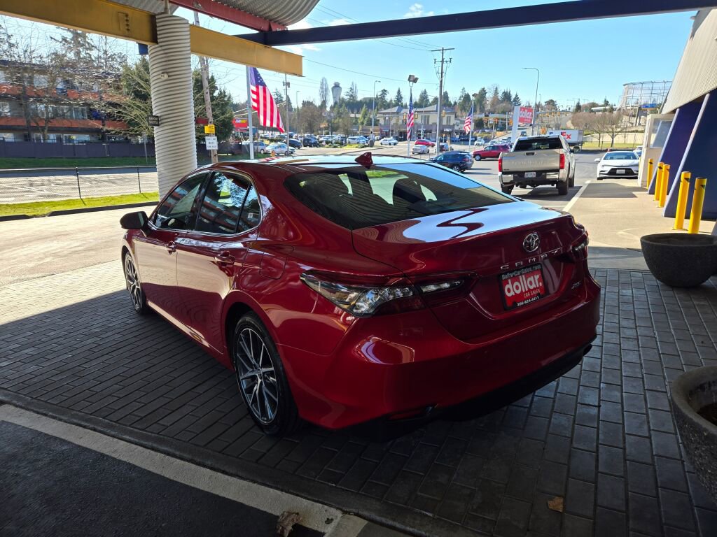 Used 2023 Toyota Camry XLE w/ Cold Weather Package FWD image 7