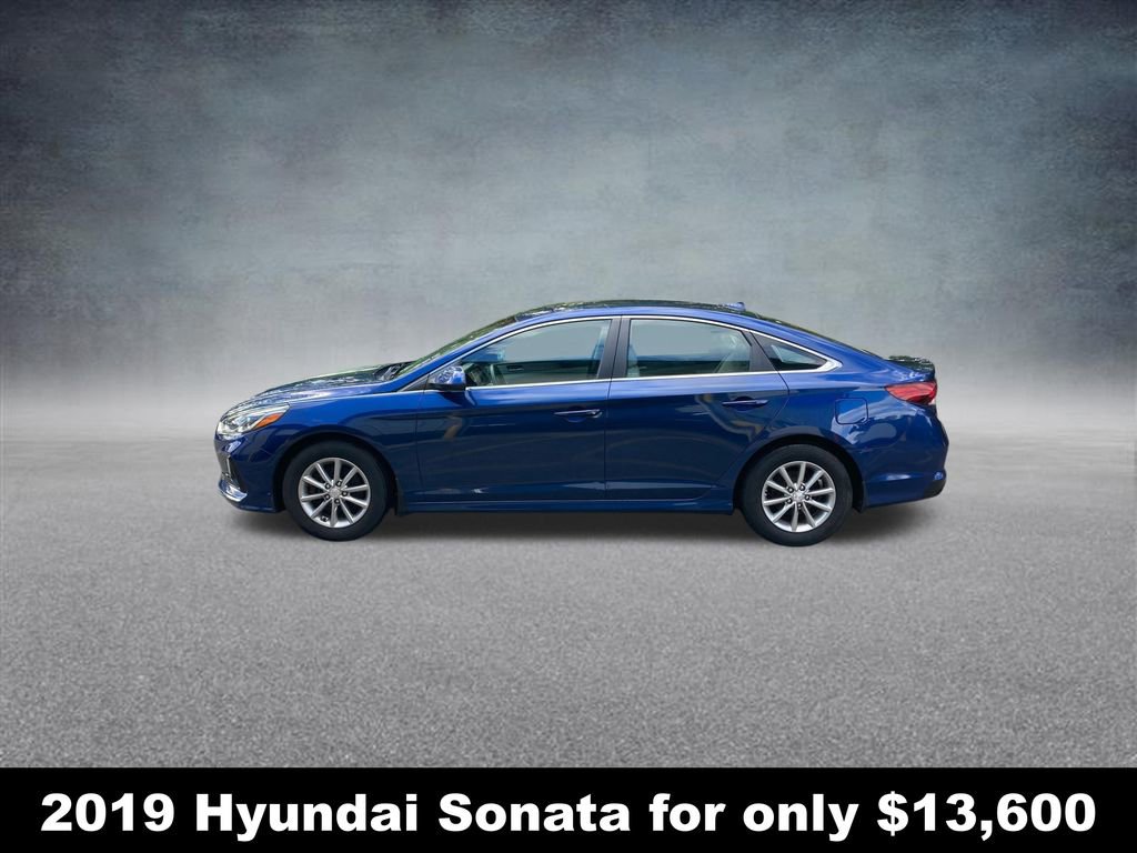 Used 2019 Hyundai Sonata SE image 2
