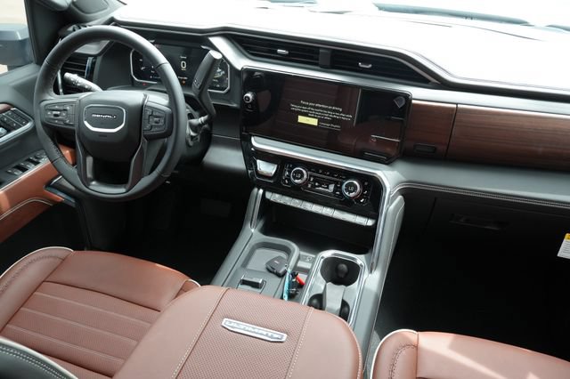 New 2026 GMC Sierra 2500 Denali Ultimate AWD/4WD image 12