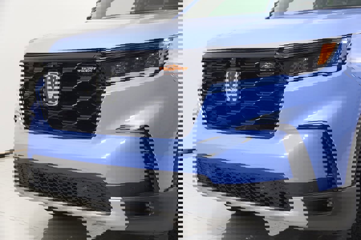 Used 2023 Honda Pilot TrailSport image 73