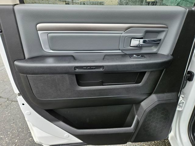 Used 2023 RAM 1500 Classic SLT AWD/4WD image 19