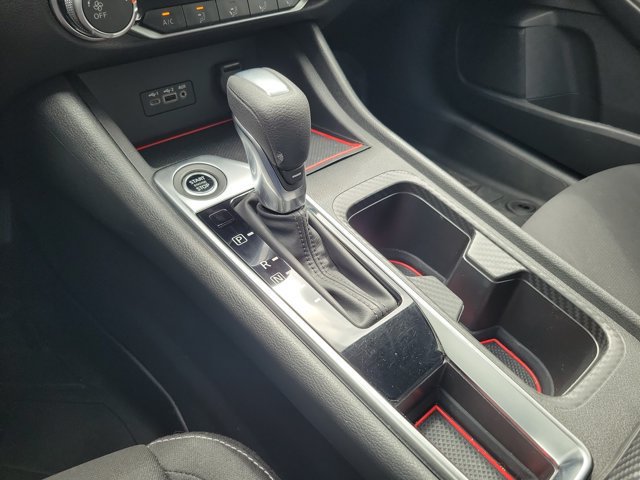 Certified 2022 Nissan Sentra SV FWD image 31
