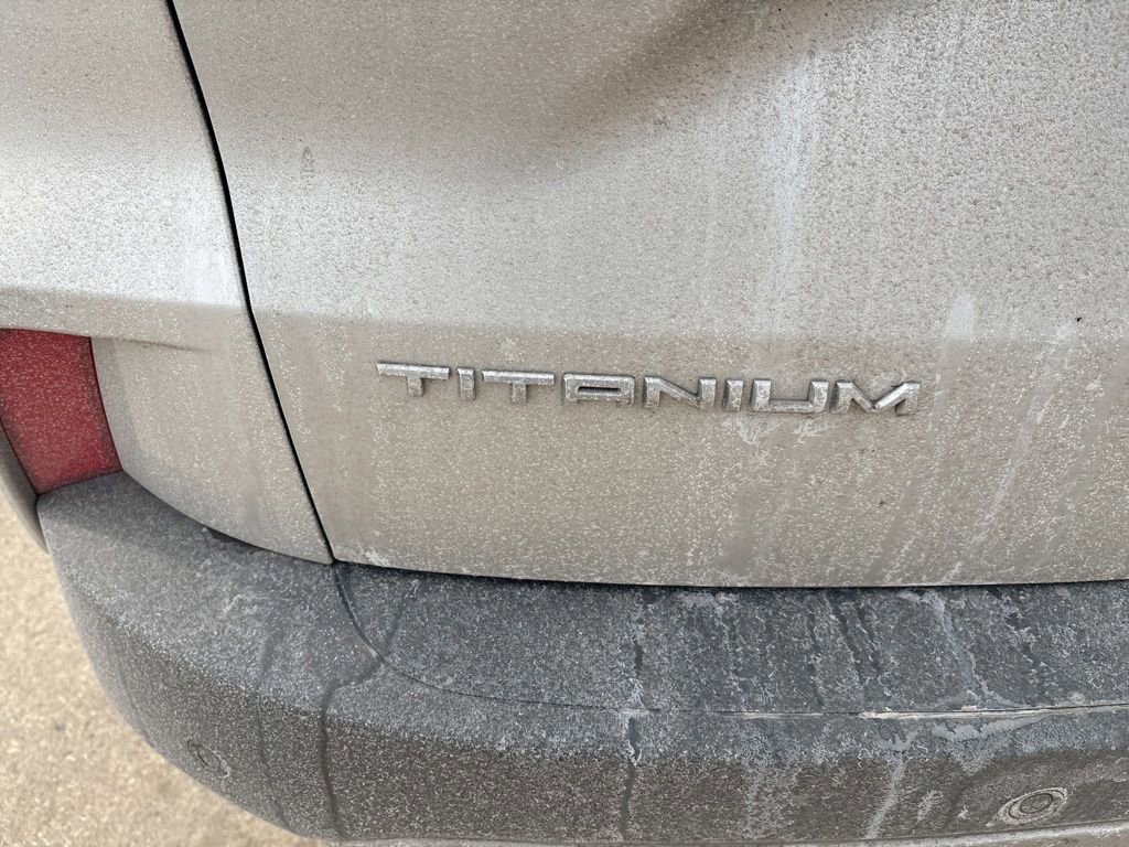 Used 2020 Ford Escape Titanium image 21