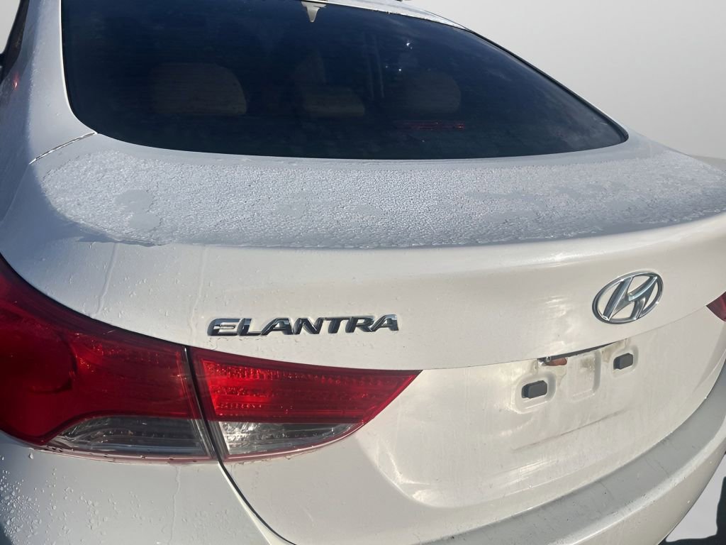 Used 2013 Hyundai Elantra GLS image 23