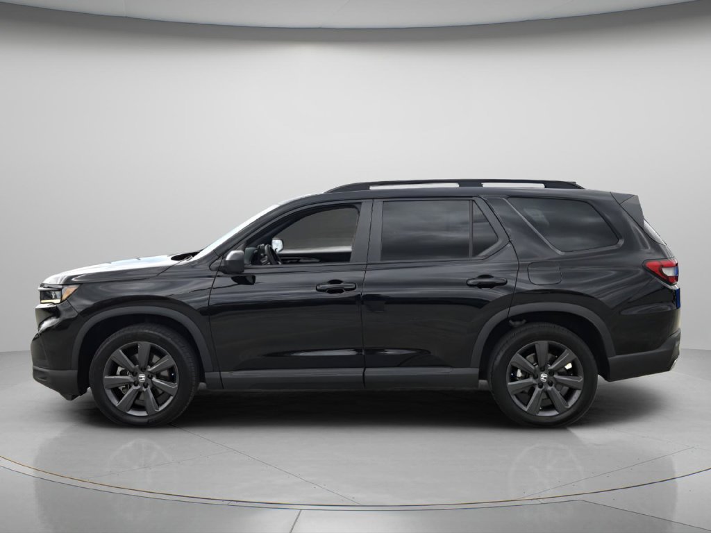 Certified 2025 Honda Pilot Sport image 7